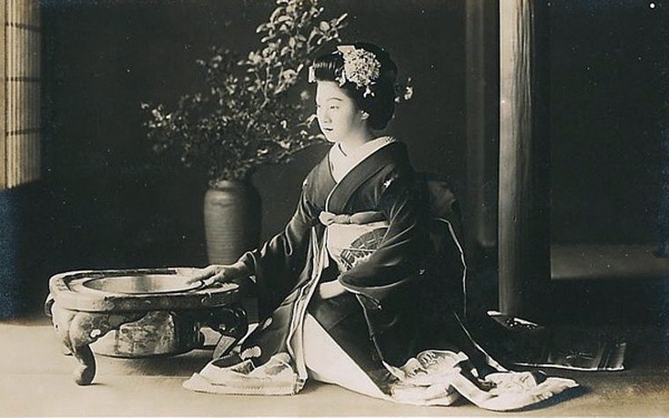 Η τελευταία πραγματική γκέισα της Ιαπωνίας Μινέκο Ιβασάκι (φωτό)