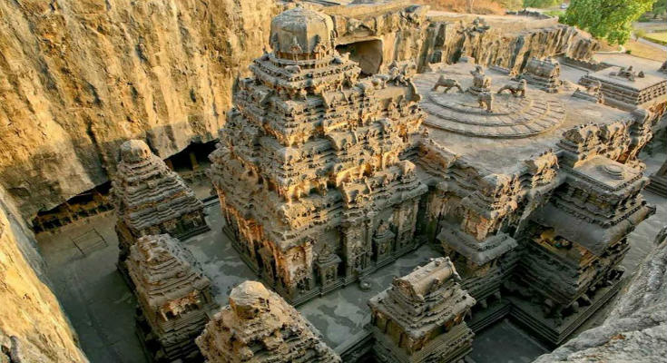 Ο ναός Kailasa στα σπήλαια Ellora: Η μεγαλύτερη μονολιθική δομή στον πλανήτη σκαλισμένη σε ένα ενιαίο βράχο [φωτό, βίντεο]