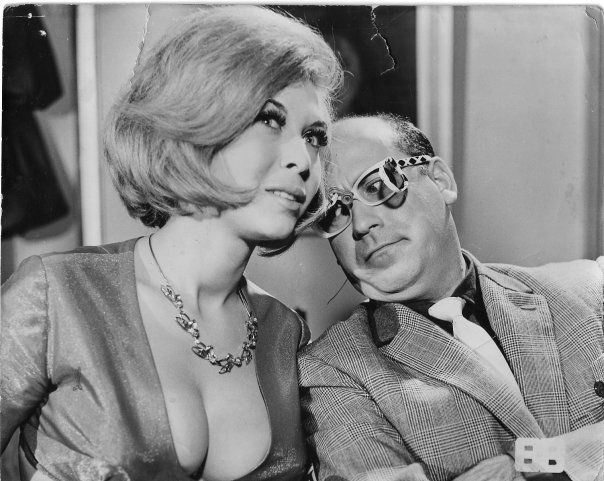 Ρία Δελούτση: Το «ηφαίστειο» θηλυκότητας του ελληνικού κινηματογράφου (φωτό- βίντεο)