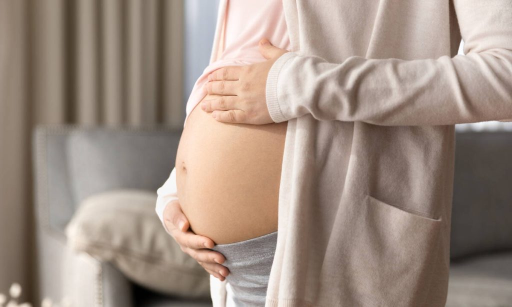 Νέα μελέτη: Αυξημένος ο κίνδυνος αποβολής μιας εγκύου κατά τη διάρκεια του καλοκαιριού