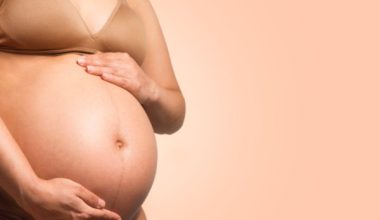 Σωματικό βάρος και πιθανότητα εγκυμοσύνης: Πώς σχετίζονται και ποιος είναι ο υγιής ΔΜΣ;