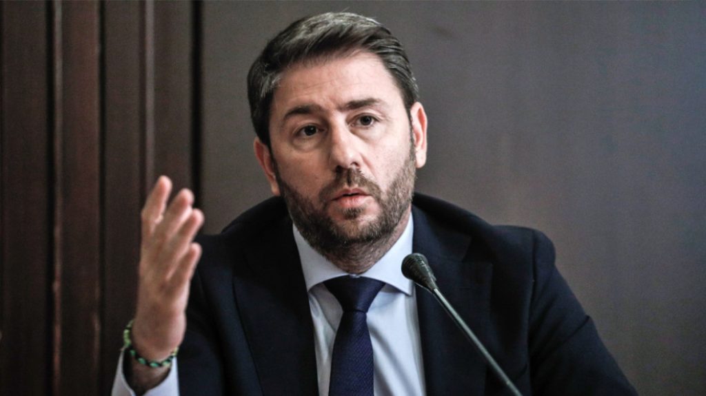 Ν.Ανδρουλάκης: «Προκαλώ τον πρωθυπουργό να άρει το απόρρητο για τις παρακολουθήσεις»