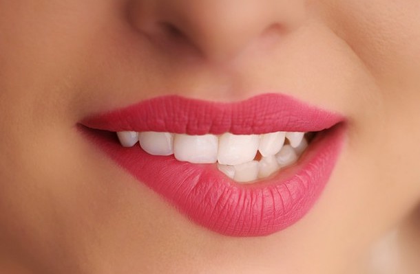Κι όμως ο γυναικείος οργασμός συνδέεται με το σχήμα του στόματος – Δείτε τι μαρτυρούν τα χείλια
