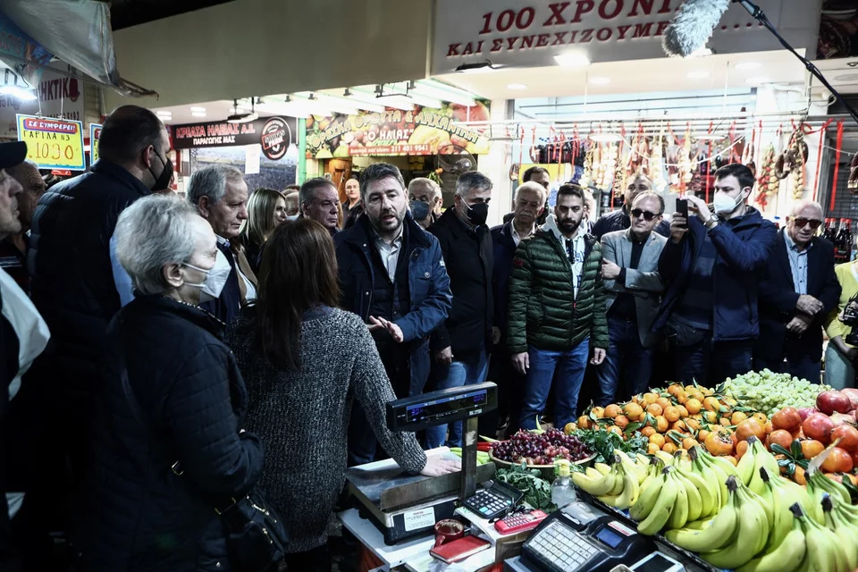 Περιοδεία Ν.Ανδρουλάκη στην Καλλιθέα: «Η ακρίβεια έχει κάνει την αγοραστική δύναμη του Έλληνα να καταρρεύσει»