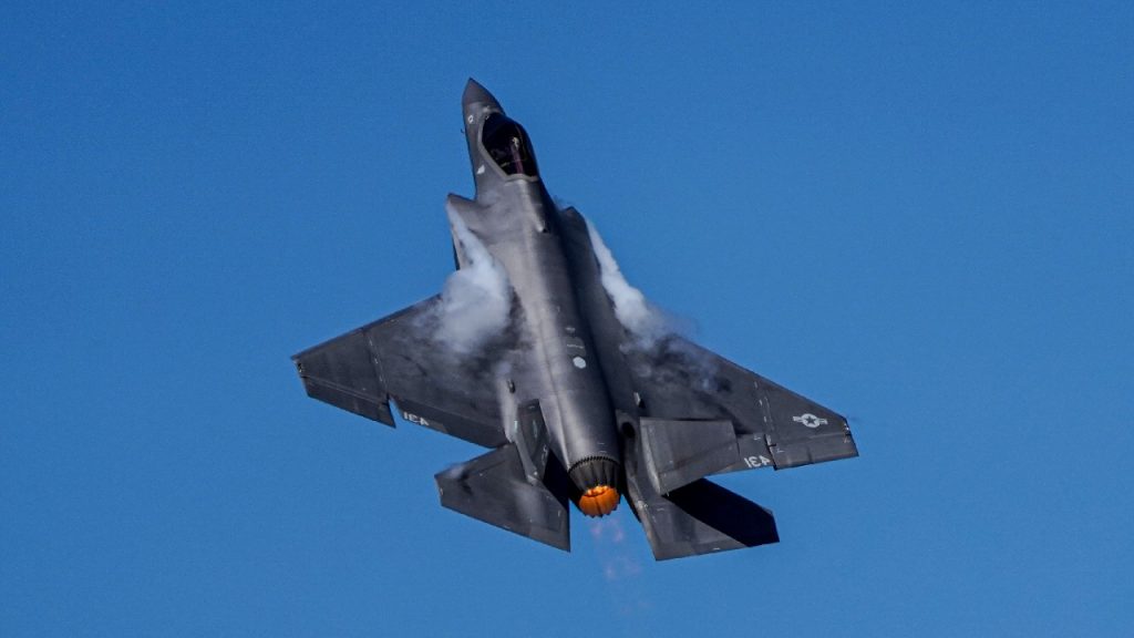 Στα «κάγκελα» οι Γερμανοί βιομήχανοι για την αγορά 100 αμερικανικών F-35 χωρίς καμία συμμετοχή της γερμανικής βιομηχανίας
