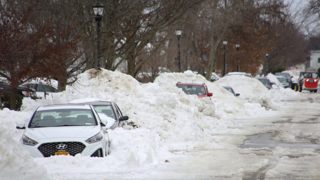 Τρομακτική καραμπόλα με περισσότερα από 85 αυτοκίνητα σε χιονισμένη εθνική οδό των ΗΠΑ (βίντεο)