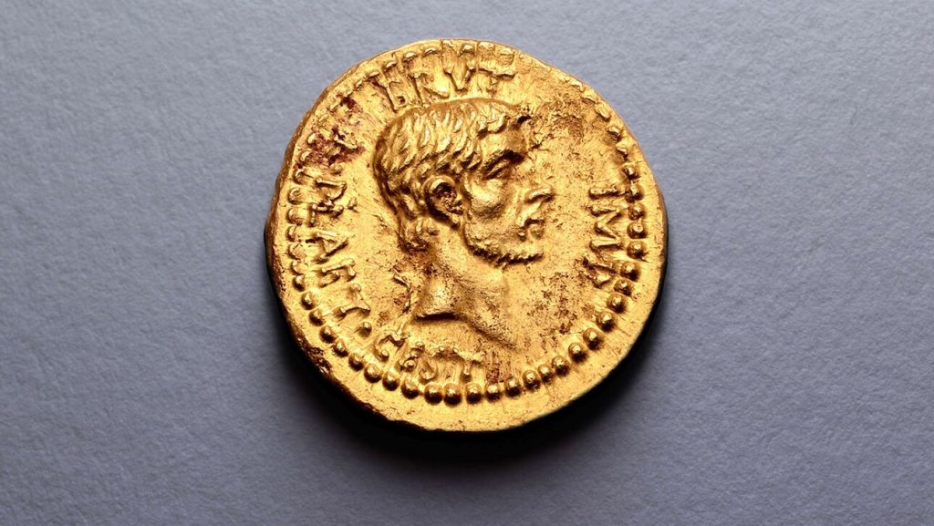 Αρχαίο χρυσό νόμισμα αξίας 3,5 εκατ. δολαρίων επιστρέφει στην Ελλάδα από τις ΗΠΑ (φωτό)