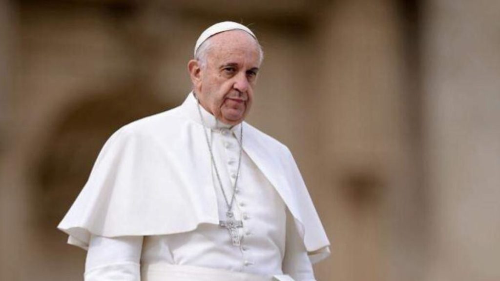 Νεότερα για την υγεία του Πάπα Φραγκίσκου: «Είναι σε καλή κατάσταση – Αναπνέει χωρίς υποστήριξη»