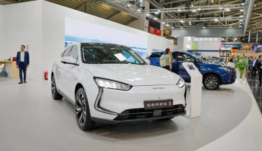 Γαλλία: Φρένο στην επιδότηση ηλεκτρικών αυτοκινήτων από την Κίνα