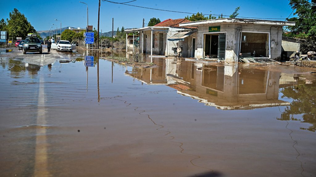 «Κορυφώνεται» η κακοκαιρία: «Μεγάλος όγκος νερού και καταιγίδες στη Θεσσαλία τις επόμενες ώρες» λέει ο Κ.Μαρουσάκης