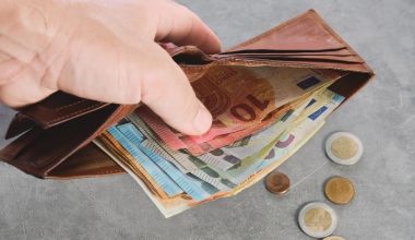 ΔΥΠΑ: Σήμερα η καταβολή των 300 ευρώ σε 1.275 μη επιδοτούμενους μακροχρόνια ανέργους