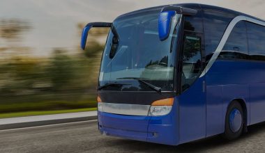 Ηράκλειο: Άγνωστοι πετάνε πέτρες στα λεωφορεία του ΚΤΕΛ ενώ βρίσκονται εν κινήσει