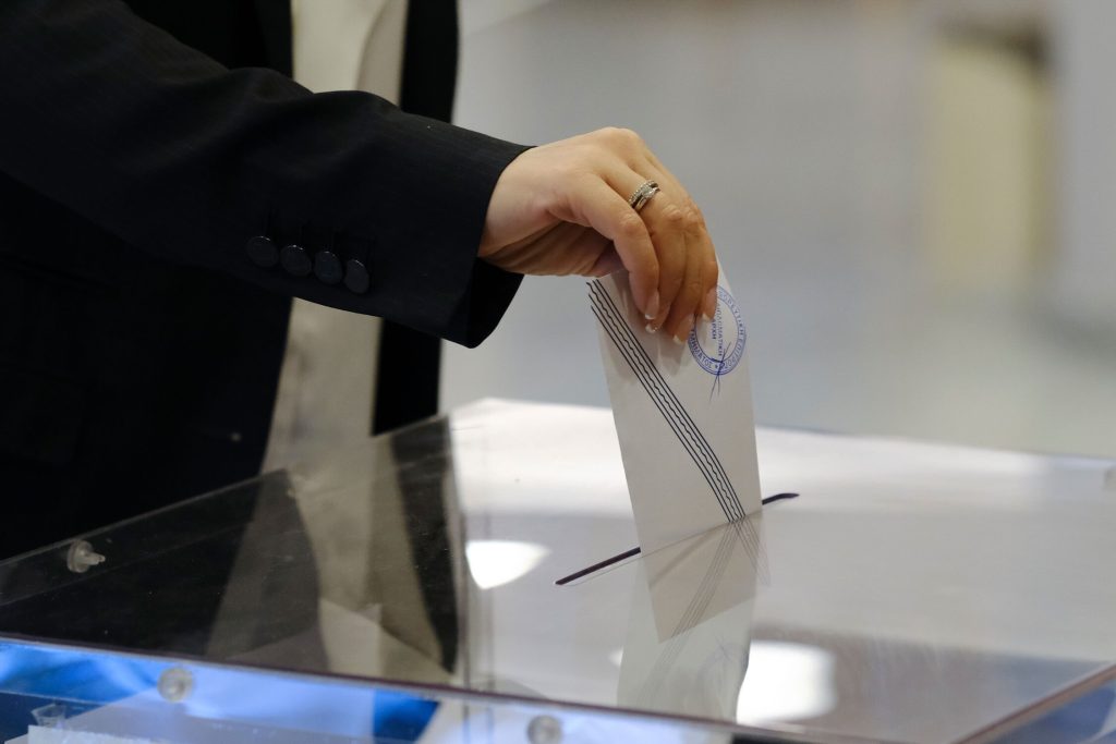Νέα δημοσκόπηση: Οι ψηφοφόροι του ΣΥΡΙΖΑ στηρίζουν τον Σ.Κασσελάκη – Πρόβλημα η ακρίβεια για την Κυβέρνηση