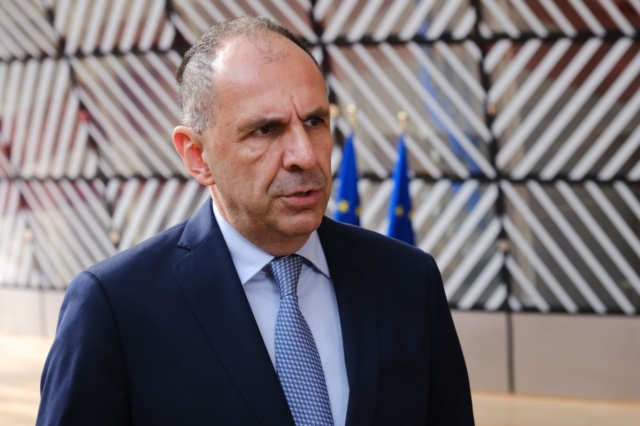 Με τον Παλαιστίνιο ομόλογό του συναντήθηκε ο Γ.Γεραπετρίτης – Τόνισε την επείγουσα ανάγκη ανθρωπιστικής παύσης
