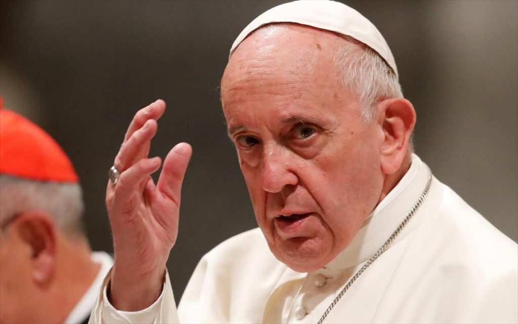 Καθολικός ιερέας αποκάλεσε σφετεριστή τον Πάπα: Τον καθαίρεσαν