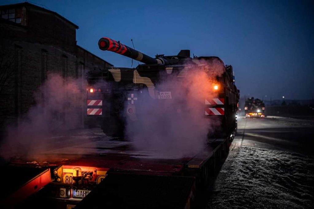 Νέα παραλαβή αρμάτων Leopard 2A7HU από τον ουγγρικό στρατό