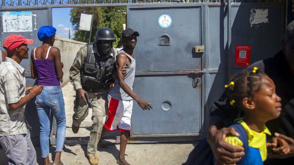 Ένοπλοι επιτέθηκαν στη μεγαλύτερη φυλακή της Αϊτής