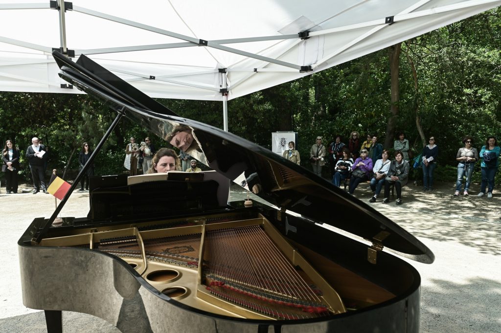 Piano City Athens: Το μουσικό φεστιβάλ που θα κατακλύσει την Αθήνα με πιάνα