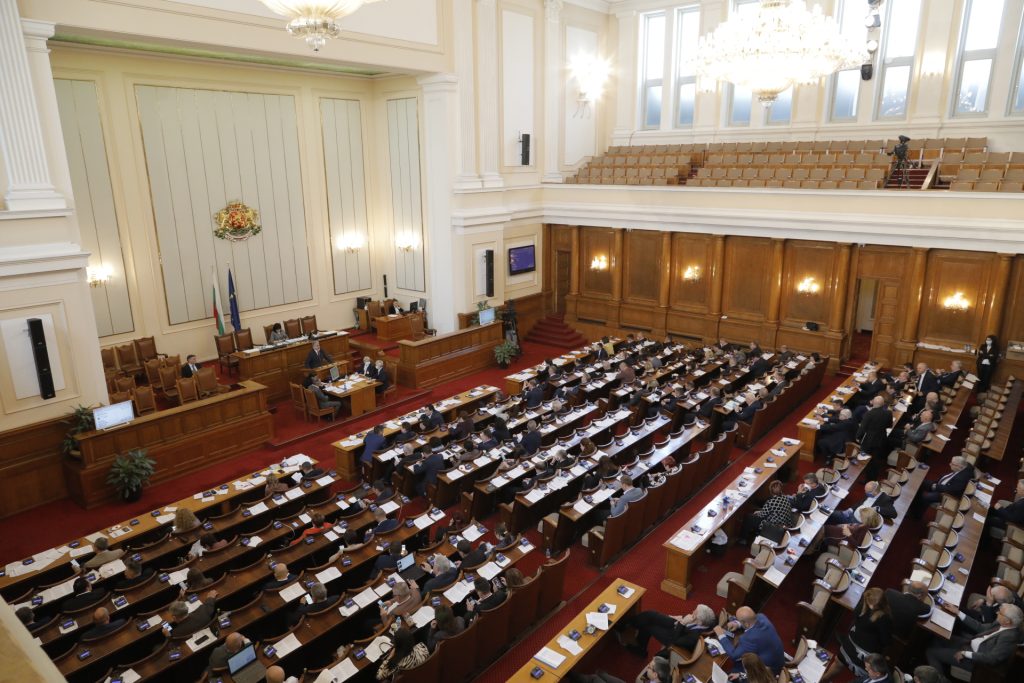 Βουλγαρία: Η Εθνοσυνέλευση κάνει δεκτή την παραίτηση του πρωθυπουργού Νικολάι Ντένκοφ