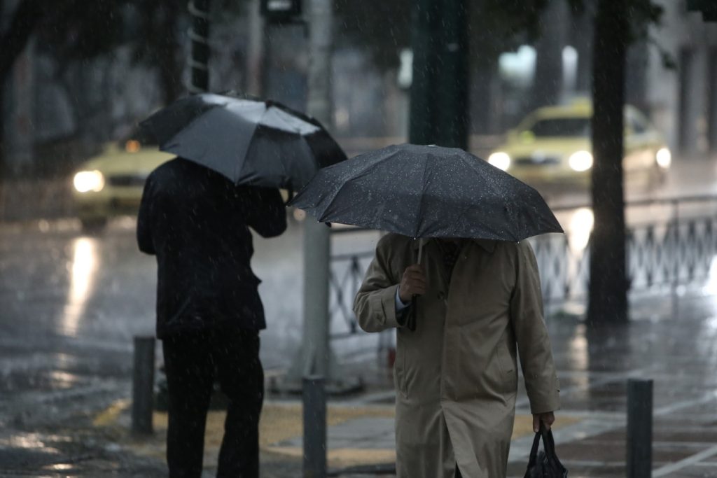 Καιρός: Με βροχές και σποραδικές καταιγίδες η αυριανή μέρα – Αναλυτικά η πρόγνωση της ΕΜΥ