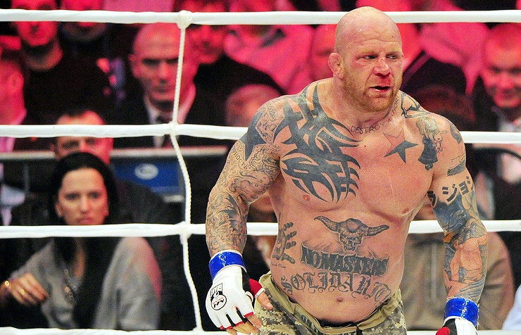 Ο πρώην πρωταθλητής του MMA Τζεφ Μονσόν ζήτησε από τους Ρώσους να αντιμετωπίσουν ενωμένοι τους εχθρούς της χώρας