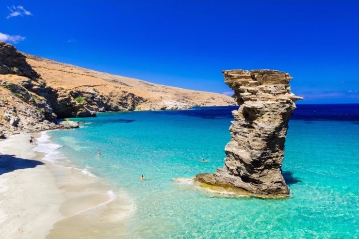Στα 15 μέρη της Ευρώπης με τις ομορφότερες παραλίες Άνδρος και Αλόννησος