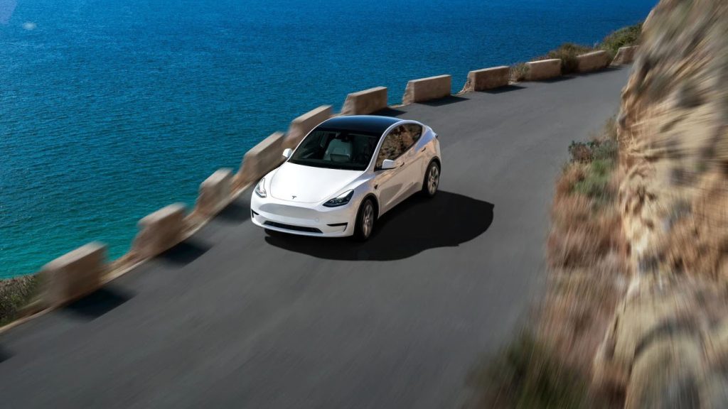 Νέα έκδοση για το Tesla Model Y στην Ελλάδα