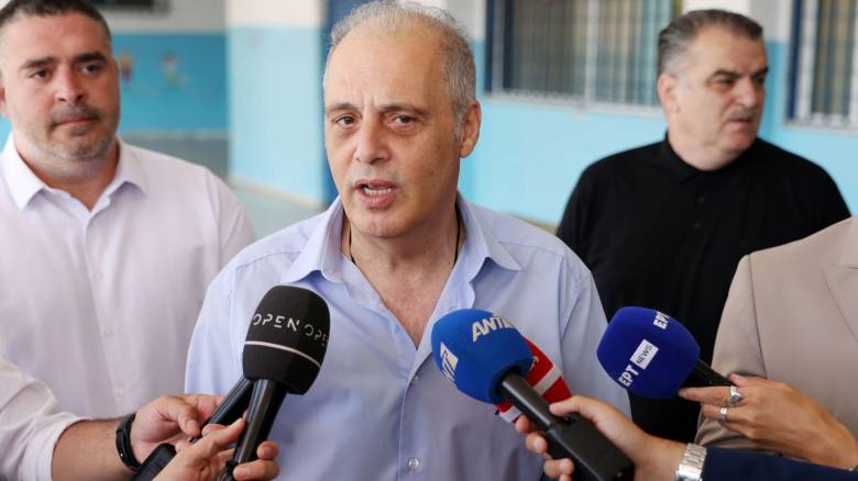 Ο Κ.Βελόπουλος καταγγέλλει: «Άλλα έλεγε η καταμέτρηση της επιστολικής ψήφου άλλα πήγαιναν στο υπουργείο»