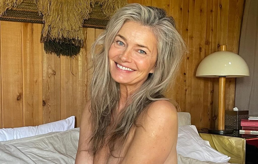 «Δεν ντρέπομαι καθόλου να ξεγυμνωθώ» λέει η Πολίνα Πορίζκοβα και… ποζάρει γυμνή στο κρεβάτι (φώτο)