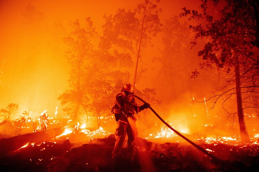 ΗΠΑ: Εκτός ελέγχου η πυρκαγιά «Park Fire» στην Καλιφόρνια – 4.000 κάτοικοι έχουν εγκαταλείψει τα σπίτια τους