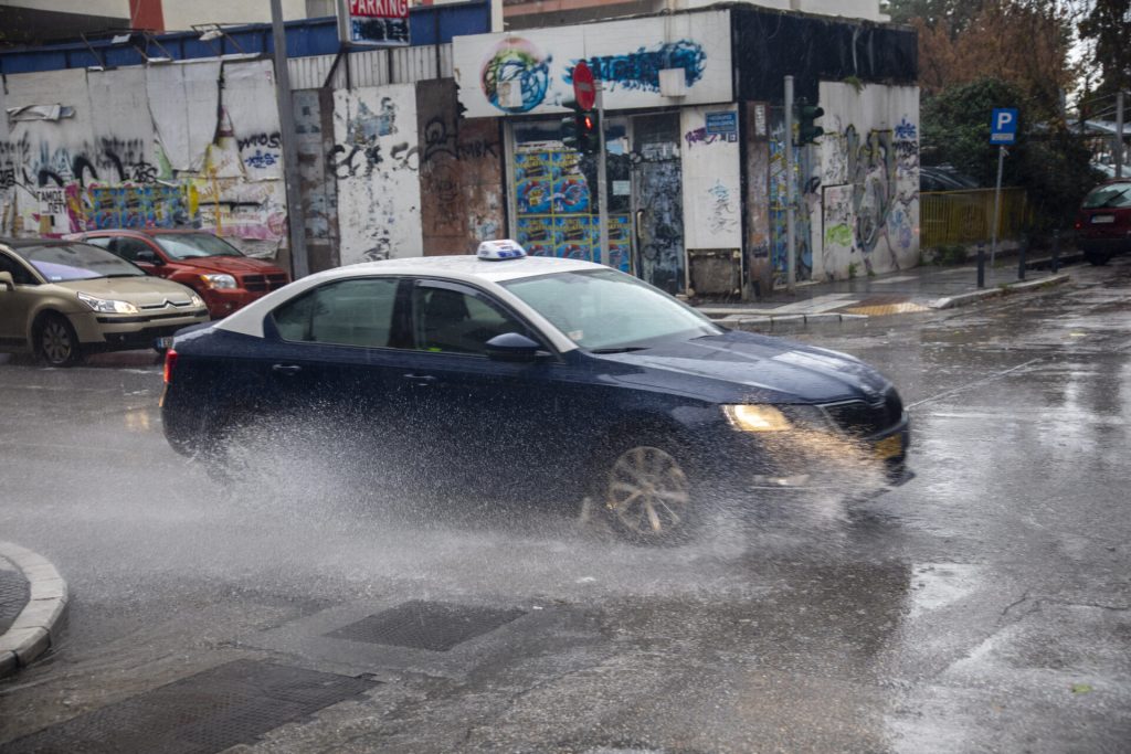 Καιρός: Η κακοκαιρία «χτύπησε» κυρίως Βόρεια και Ανατολική Μακεδονία