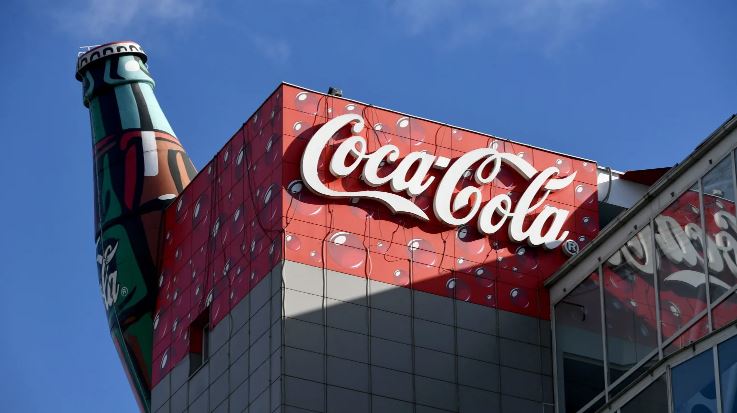 Coca – Cola: Συνεχίζεται η ανάκληση χιλιάδων κιβωτίων – Αυτός είναι ο λόγος