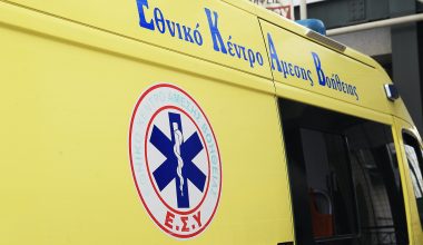 Νέα Στύρα Ευβοίας: Σύγκρουση οχημάτων – Τραυματίστηκε ο οδηγός του ενός αυτοκινήτου