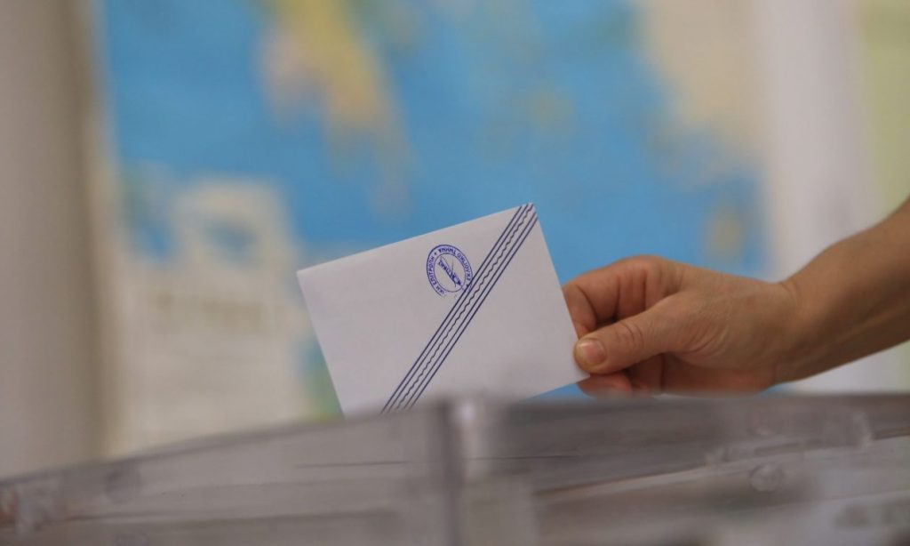 Δημοσκόπηση Opinion Poll: Το ΠΑΣΟΚ «σπάει» το φράγμα του 20% στην εκτίμηση – Στην πέμπτη θέση ο ΣΥΡΙΖΑ