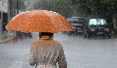 Χαλάει ο καιρός σήμερα – Καταιγίδες και βροχές με θερμοκρασία ως τους 20 βαθμούς