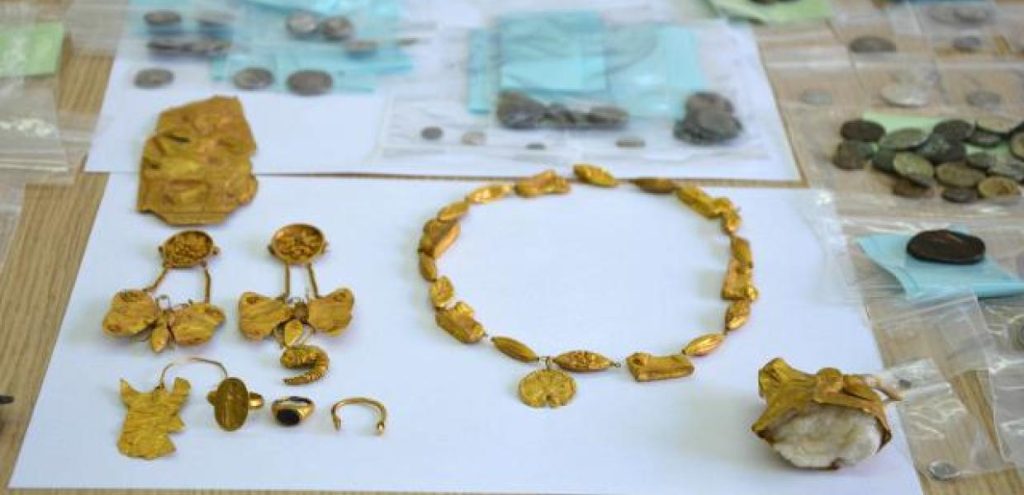 Στο «σφυρί» κοσμήματα της Αρχαίας Ελλάδας σε «προνομιακή» τιμή
