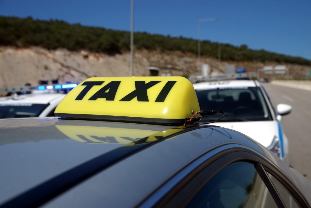 Κύπρος: 16χρονος κατέρρευσε σε ταξί μετά από χρήση ναρκωτικών ουσιών – Βρίσκεται σε κώμα