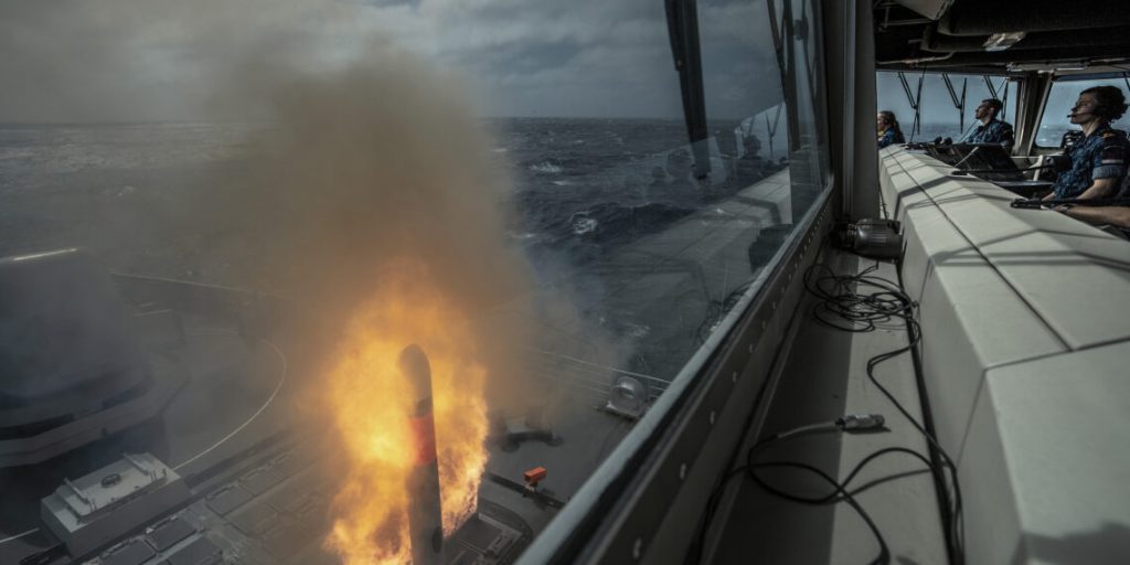 Πρώτη βολή πύραυλου Tomahawk από φρεγάτα του ολλανδικού ναυτικού