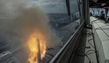 Πρώτη βολή πύραυλου Tomahawk από φρεγάτα του ολλανδικού ναυτικού