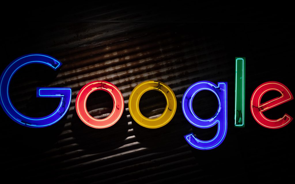 Η Google «φρενάρει» μια δημοφιλή υπηρεσία που χρησιμοποιείται από εκατομμύρια χρήστες