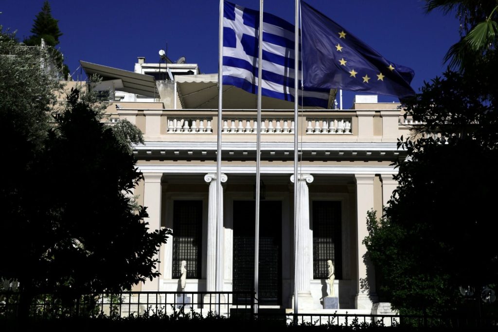 Απάντηση Μαξίμου στον Α.Τσίπρα: «Στο σπίτι του κρεμασμένου δεν μιλάνε για σχοινί»