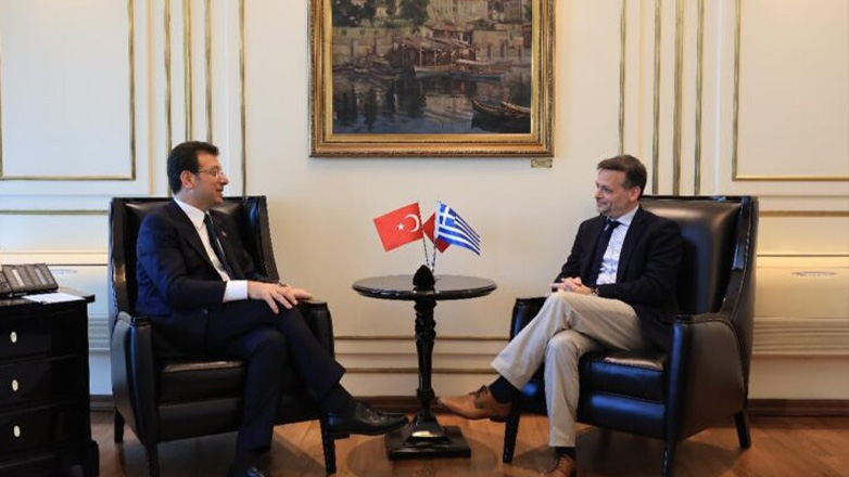 Χ.Δούκας σε Ιμάμογλου: «Εκρέμ, δεν είσαι μόνος»