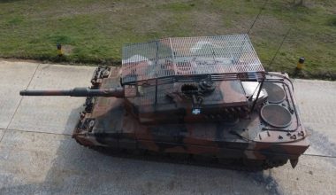 Προς ελληνική συμμετοχή στην «ευρωπαϊκή ειρηνευτική δύναμη» στην Ουκρανία με άρματα μάχης Leopard-2Α4! (φωτό)