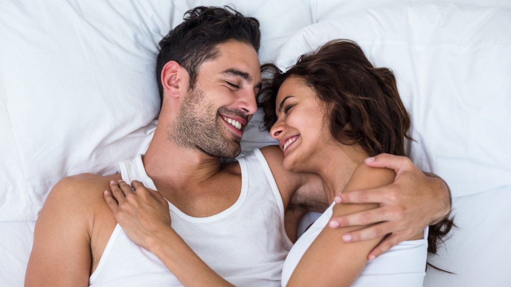 Τα τέσσερα πράγματα που πρέπει να έχεις στο μυαλό σου όταν κάνεις σεξ πρώτη φορά με κάποιον