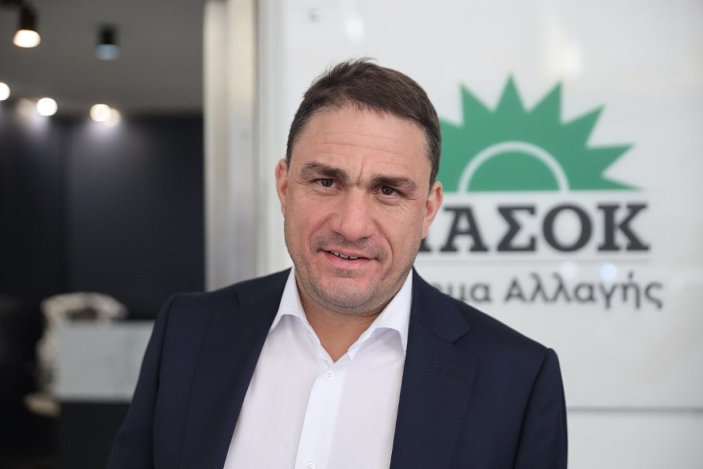 Κ.Τσουκαλάς: «Η κυβέρνηση να δώσει νωρίτερα τις συντάξεις για να μπορέσουν να κάνουν Πάσχα οι συνταξιούχοι»