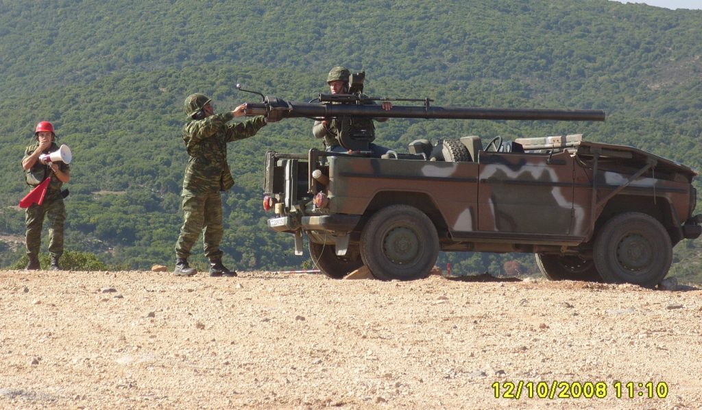 Aφοπλίζουν την Εθνοφρουρά στην Κύπρο στέλνοντας στους Ουκρανούς ΠΑΟ των 106 χλστ. και α/τ Milan
