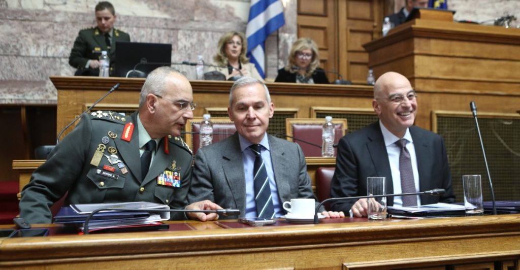 Αντιπαράθεση για το εξοπλιστικό – Ν.Δένδιας: «Δεν εγκρίνουμε δαπάνες αλλά φιλοσοφία» – Αντιπολίτευση: «Αναβολή»