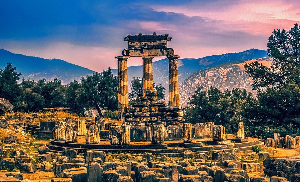 Πώς δημιουργήθηκαν τα Πύθια – Οι αγώνες που διεξάγονταν στο Μαντείο των Δελφών