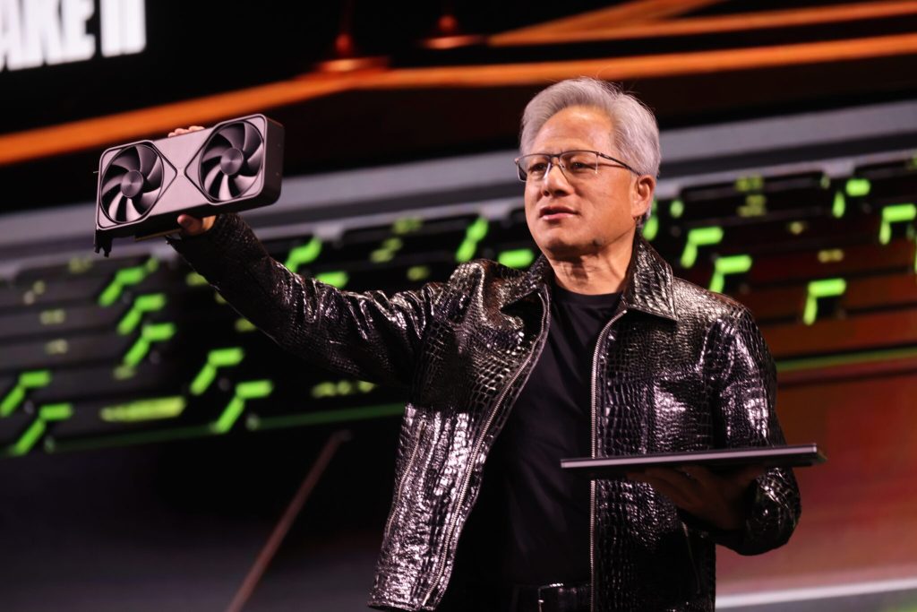 O CEO της Nvidia  έσπευσε στην Κίνα μετά την απαγόρευση Τραμπ να εξάγει τσιπ Τ.Ν.