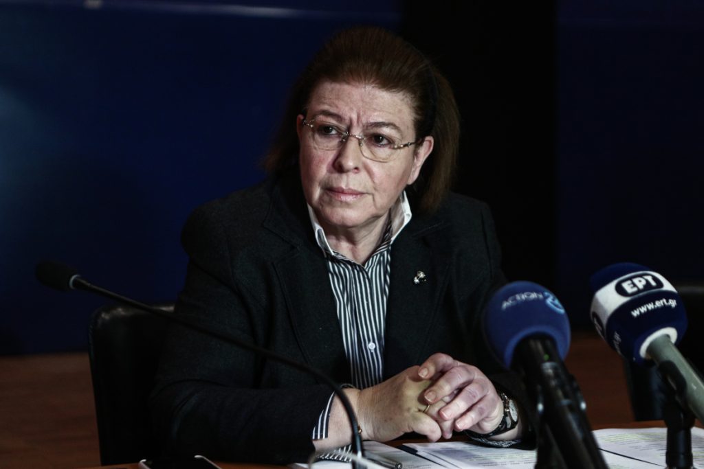 Ψεύτικος λογαριασμός στο Facebook παριστάνει την Λίνα Μενδώνη – Τι αναφέρει το Υπουργείο Πολιτισμού